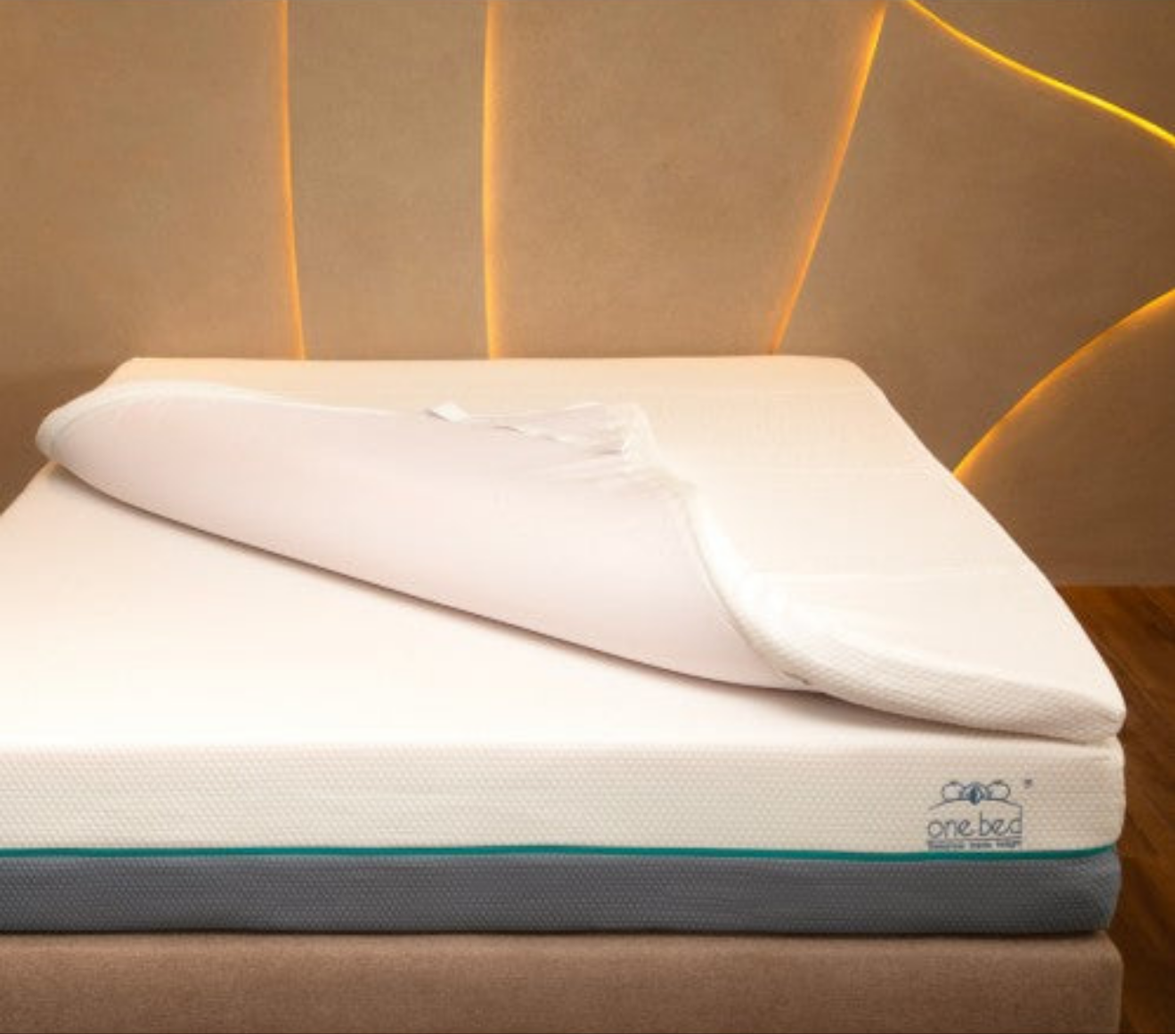 LE SURMATELAS SMART LATEX ONEBED / CONFORT HÔTEL