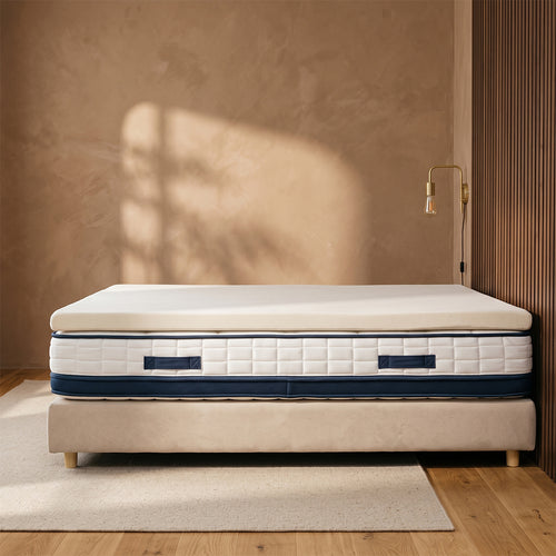 LE SURMATELAS EN MOUSSE À MEMOIRE DE FORME ONEBED / CONFORT HÔTEL